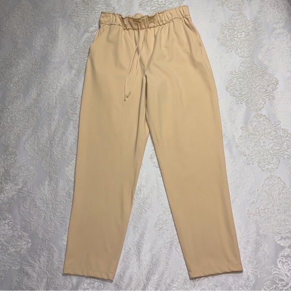 Lululemon Stretch High-Rise Pant 7/8 Length In Prosecco Yellow Size 8 - Picture 10 of 11